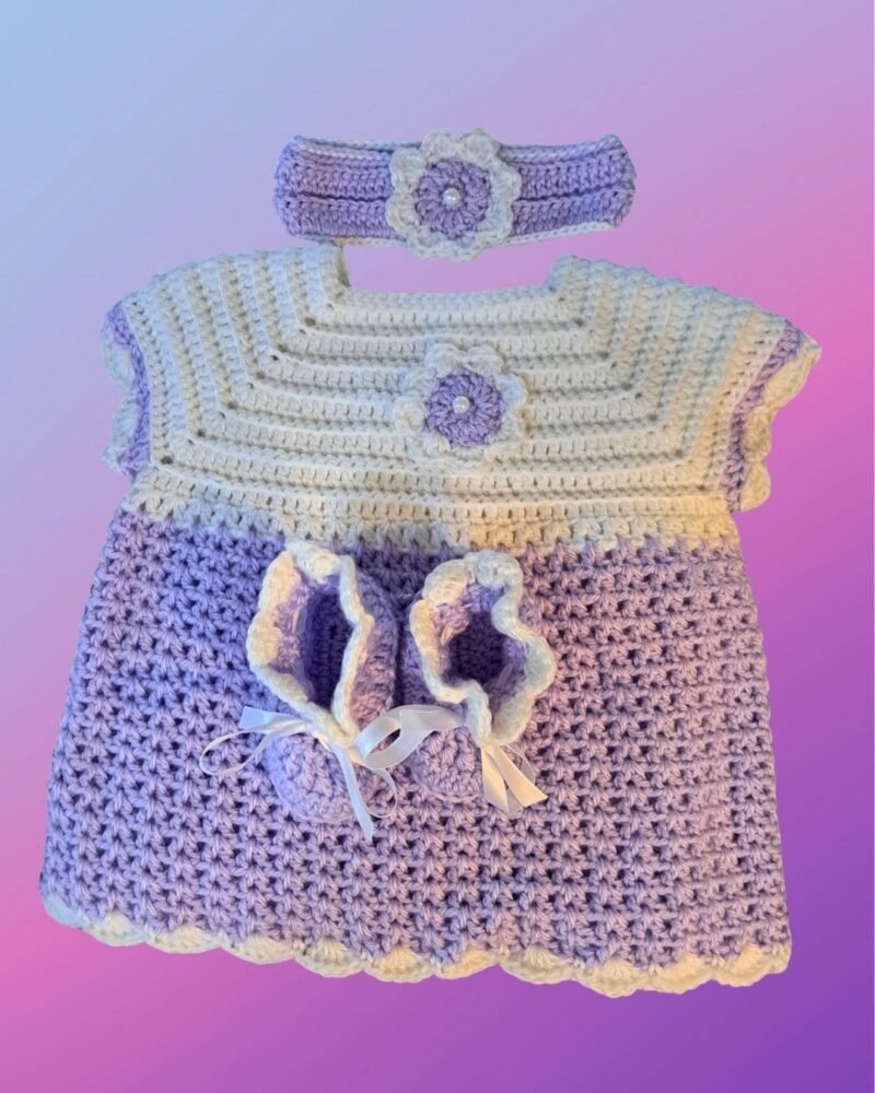 23 Newborn Outfit Set with Ribbon Details